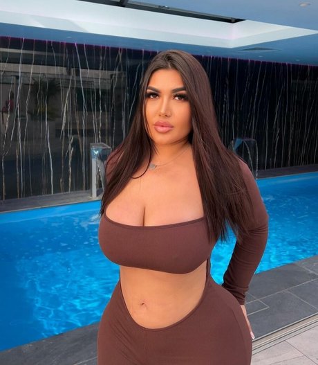 Nasim Morales onlyfans model photo