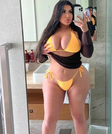 Nasim Morales onlyfans mega