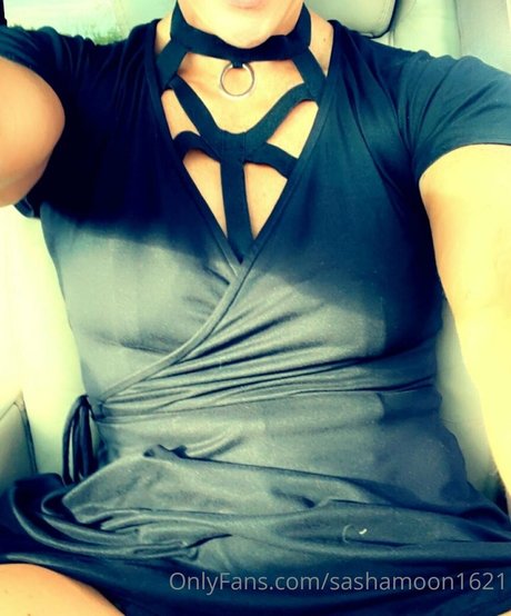 sashamoon1621 onlyfans nudes porn