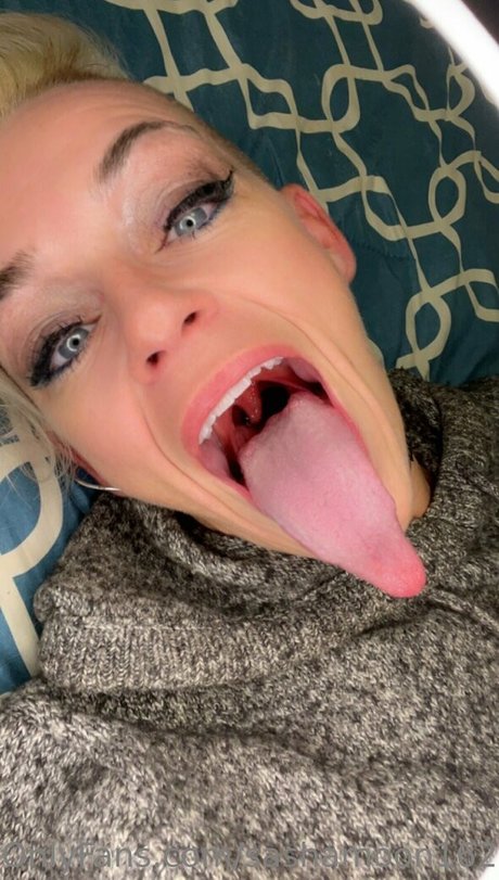 sashamoon1621 only fans review