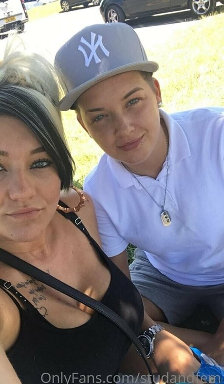 reallesbiansx onlyfans content