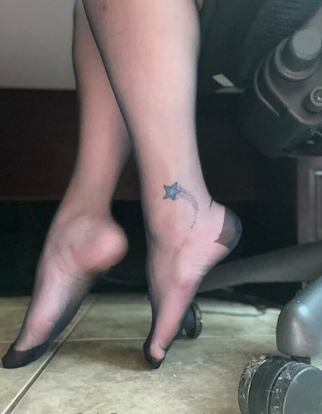 mistresscherry81 only fans sex