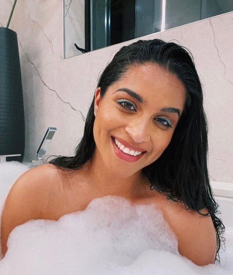 Lilly Singh onlyfans picture