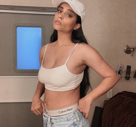 Lilly Singh onlyfans nudes leaked