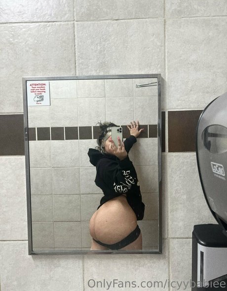 icyybabiee onlyfans fotos