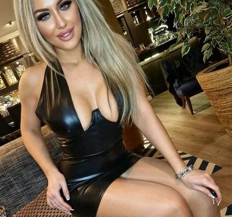 Milenka naked onlyfans