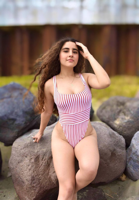 Sassi Zavala onlyfans nsfw