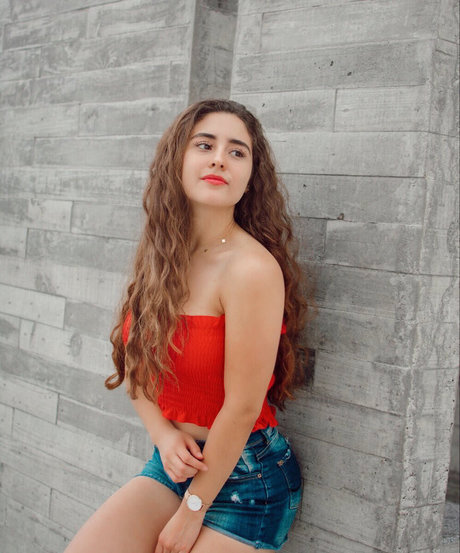 Sassi Zavala onlyfans