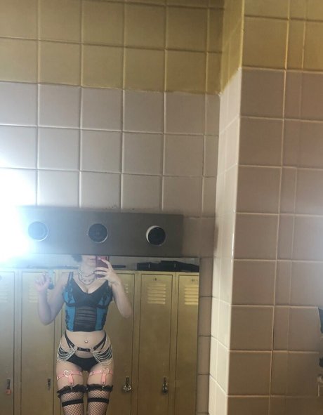 leez_____ only fans nudes