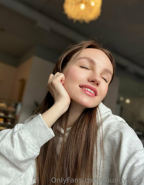 youngy lizzy onlyfans hot