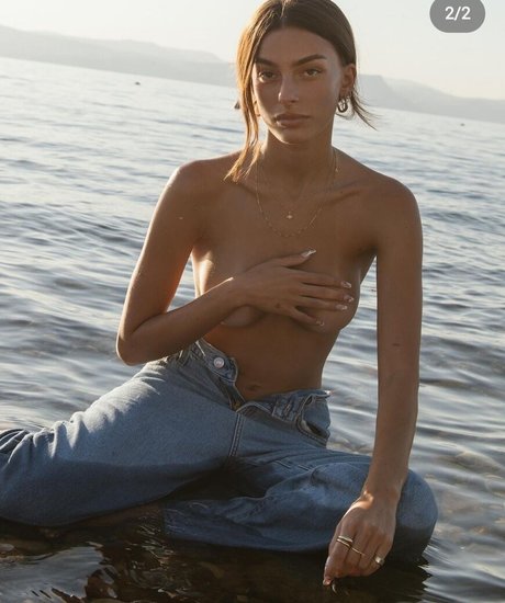 Dian Schwartz onlyfans boobs