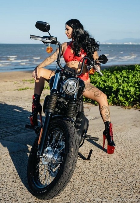 sizzorsister hot onlyfans