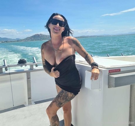 sizzorsister free onlyfans