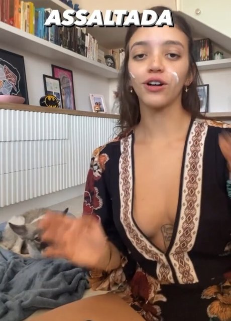 Debora Aladim naked onlyfans