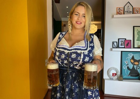 hugeboobserin onlyfans nude leaks