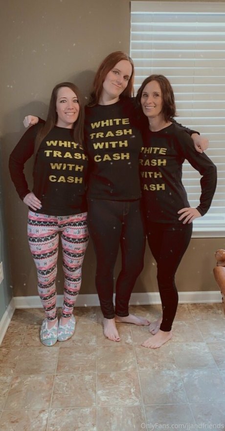 jjandfriends onlyfans sexy