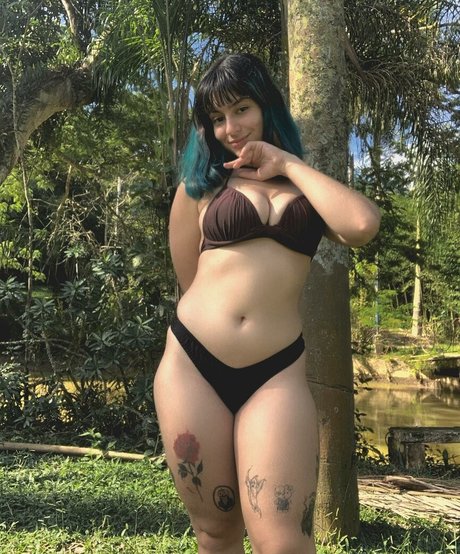 Giovana Gomes onlyfans ass