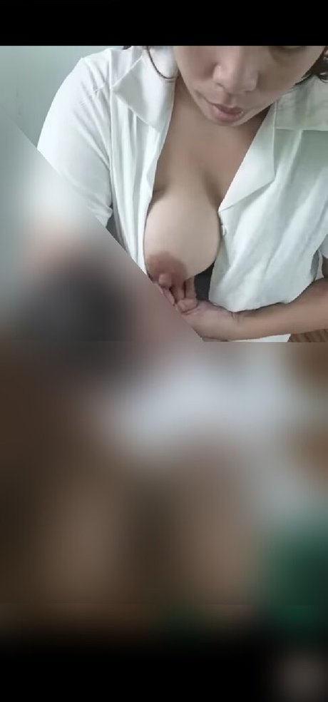 Mama Len onlyfans leaks sex