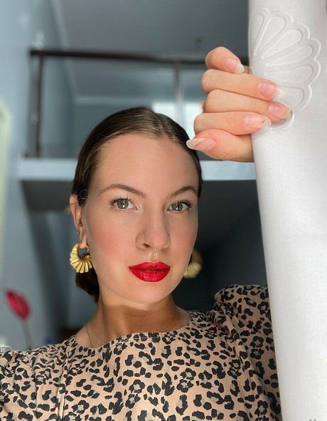 anapuru onlyfans images