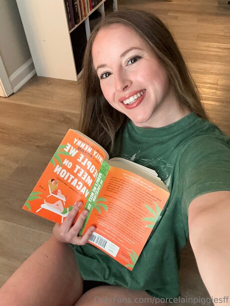 porcelainpiggiesff onlyfans nude content