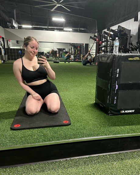 porcelainpiggiesff leaked only fans