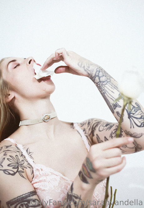 Sarahvandella onlyfans creator