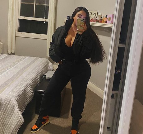 Maria Luisa feet onlyfans