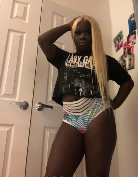 sissy serayah onlyfans leak fuck