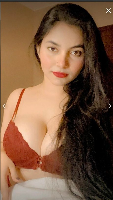 Arpa Roy leaked onlyfans