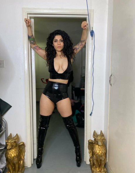 mistresssophiasahara only fans leaks porn