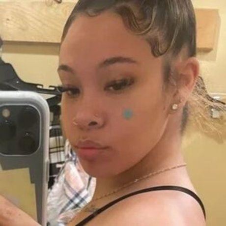 diamond desirae onlyfans desnuda