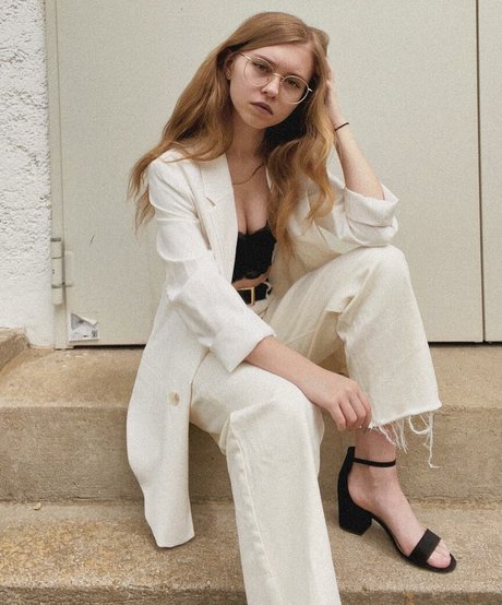 Anna Kauer onlyfans exposed