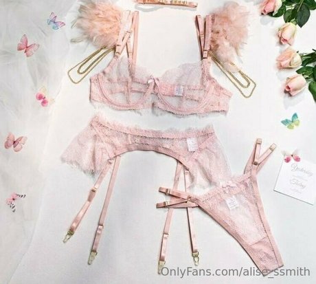 alise ssmith only fans naked