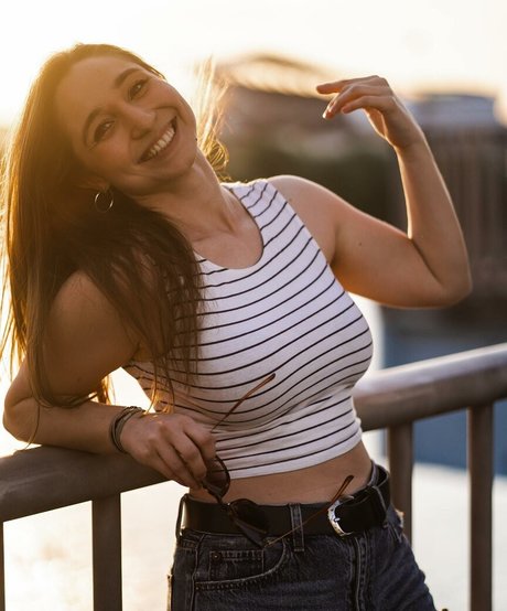 Felicia Hofner naked only fans