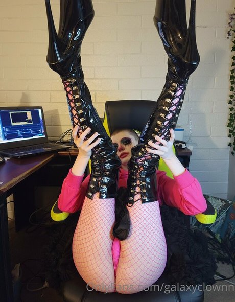 galaxyclownn only fans leak nude