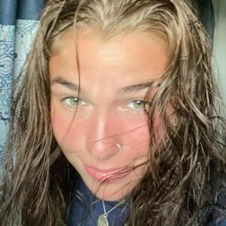 andrea posnerrr onlyfans creator