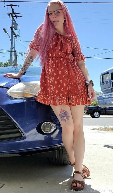 lilydarkofree only fans nude leaks