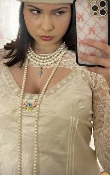 Ester Dobrik onlyfans full