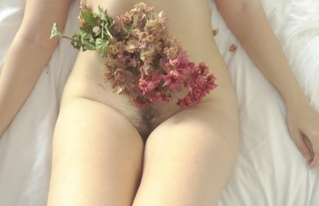 lovelyirene only fans nudes