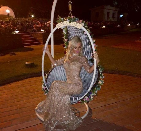 sophie lovelight is on onlyfans