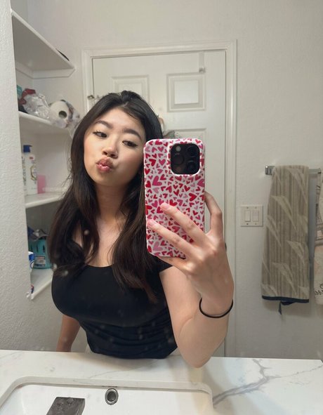 itskikiluo naked onlyfans