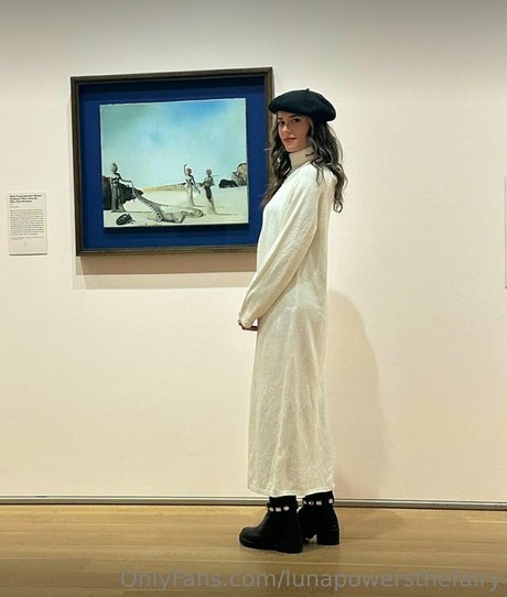 lunapowersthefairy onlyfans pics