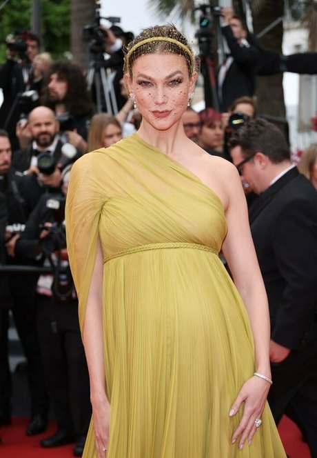 Karlie Kloss onlyfans nude leaked