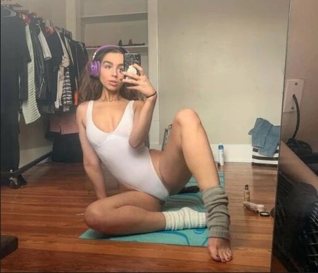 Goodlilfreak topless onlyfans