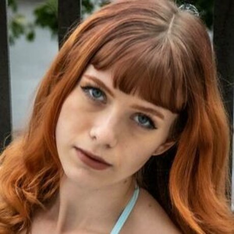 Taylor Lorna onlyfans strip tease