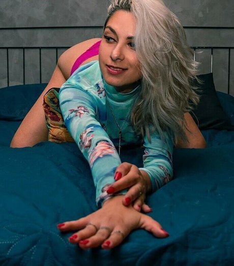 Emilia Kira onlyfans leaked xxx