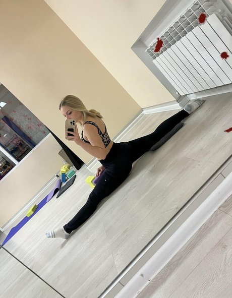 michelleerisee vip onlyfans striptease