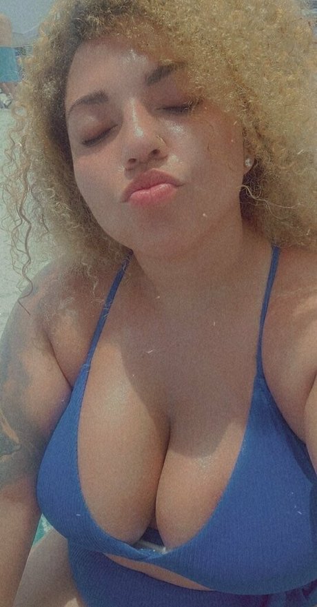 hot lips naked onlyfans