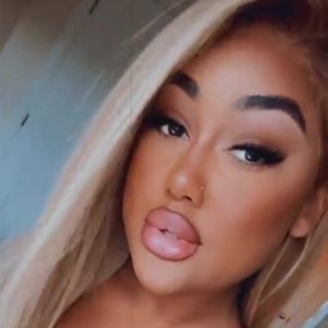 Marlie Lewis onlyfans strip