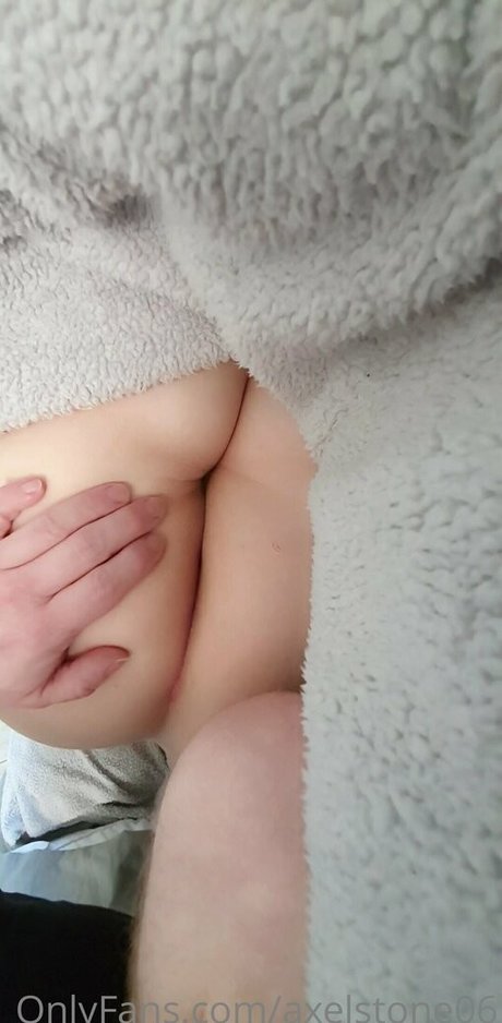 axelstone06 nude onlyfans leak